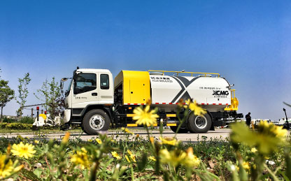 云顶集团高压洗濯车在江苏徐州作业