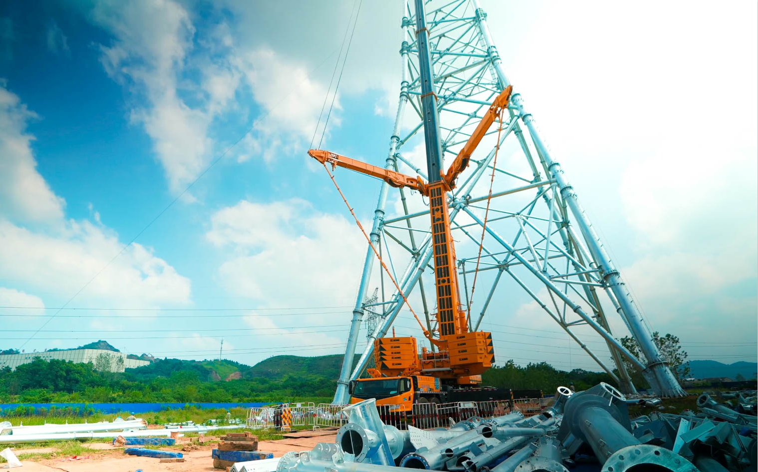 云顶集团“百变金刚”XCA600L8助力湖北送变电工程项目