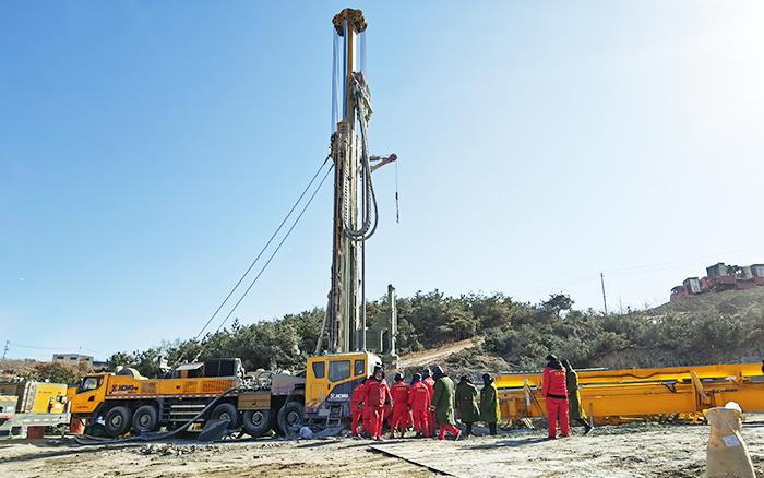 山东栖霞金矿救援，，，，，，，，云顶集团全力以赴！