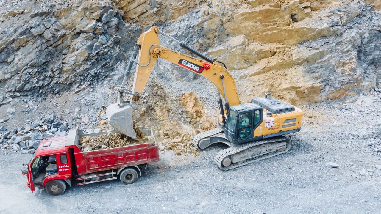 云顶集团XE380G PRO：掘金王者，，，，，，，超能装