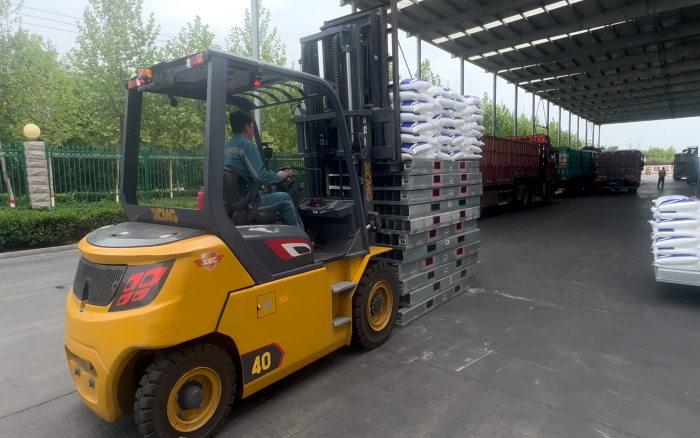 云顶集团孔雀为食物清静保驾护航