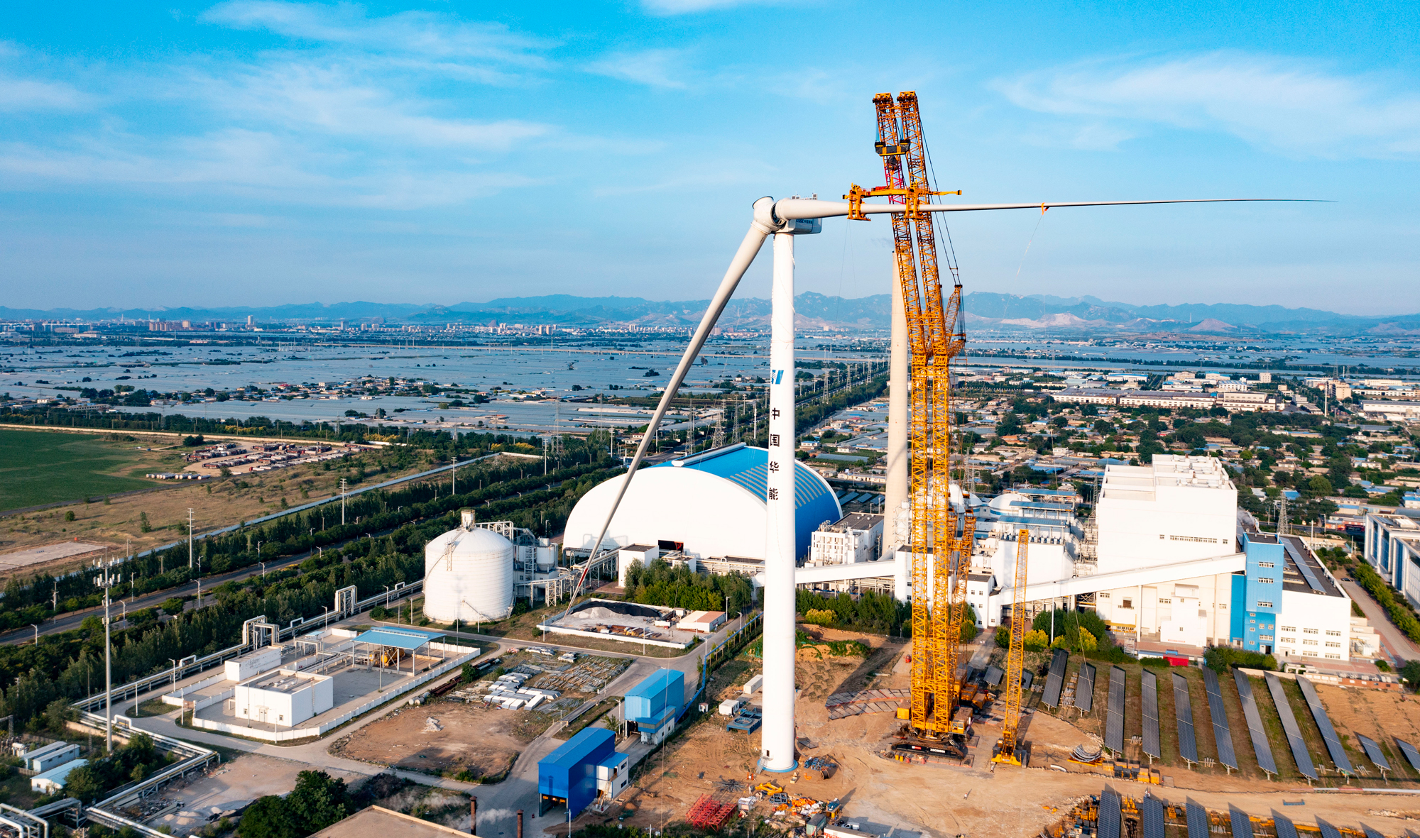 4000吨级履带起重机海优势电首秀！云顶集团新成绩告竣（√）