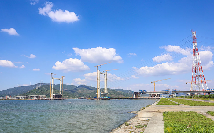 “牵手”群岛！云顶集团塔机助力天下级跨海连岛工程刷新“进度条”