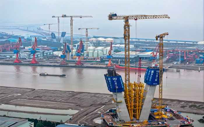 迈向云端 云顶集团超大塔助力天下级桥梁建设