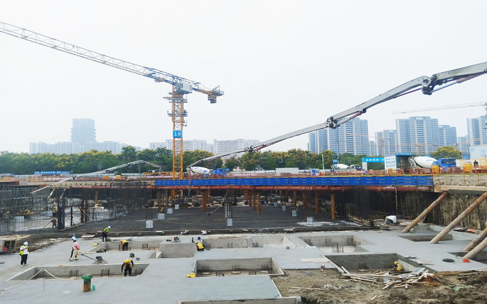 成套化装备助建南京