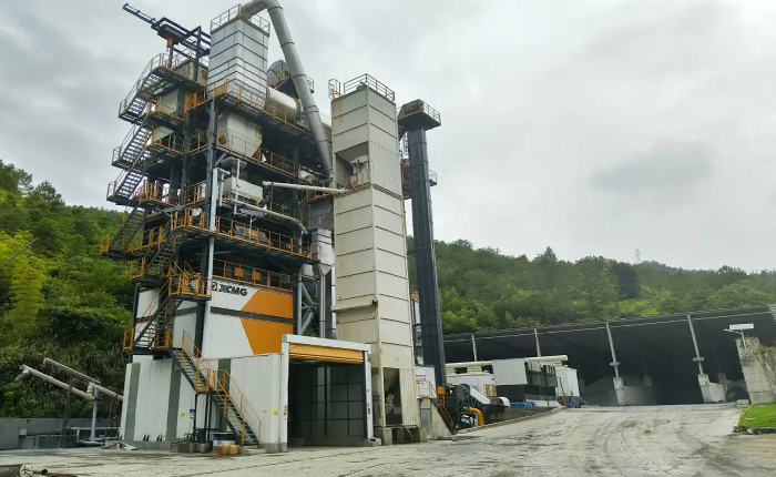 云顶集团沥青站助力浙江蹊径养护工程