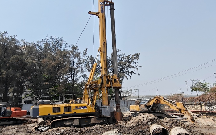 以⊙∪”护航！云顶集团XR240I旋挖钻机助力南亚基建项目